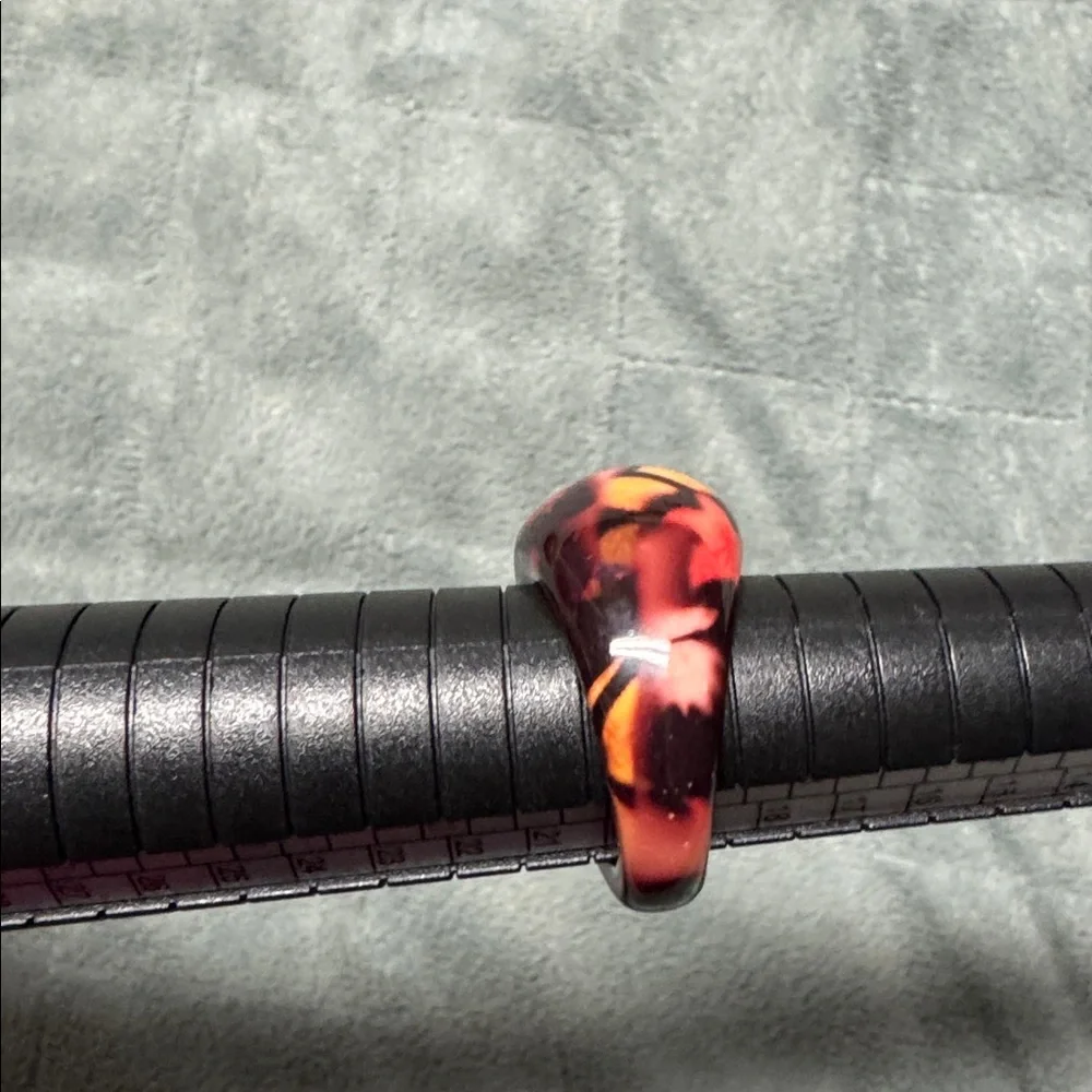 Vintage Plastic Ring, Black, Red, Stars, Retro, Boho, Size 8.75